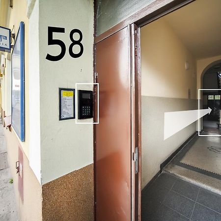 Very Berry - K Jadwigi 58 - Old City Apartment, Self Check In 24H! ポズナン エクステリア 写真